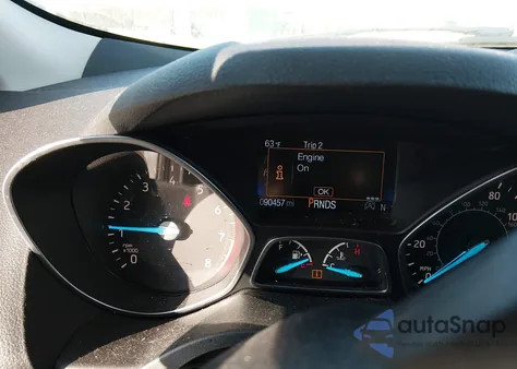 2017 Ford Escape Se z USA, uszkodzony, nr VIN 1FMCU0GD2HUB98705